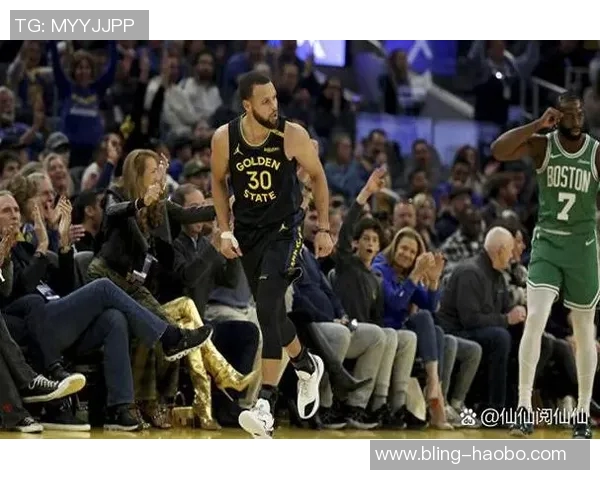 库里复出表现不佳仅得11分16分钟内犯规5次正负值惨淡23